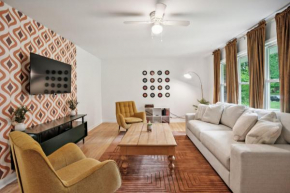 Centrally Located 4BD Home BBQ Downtown Nearby